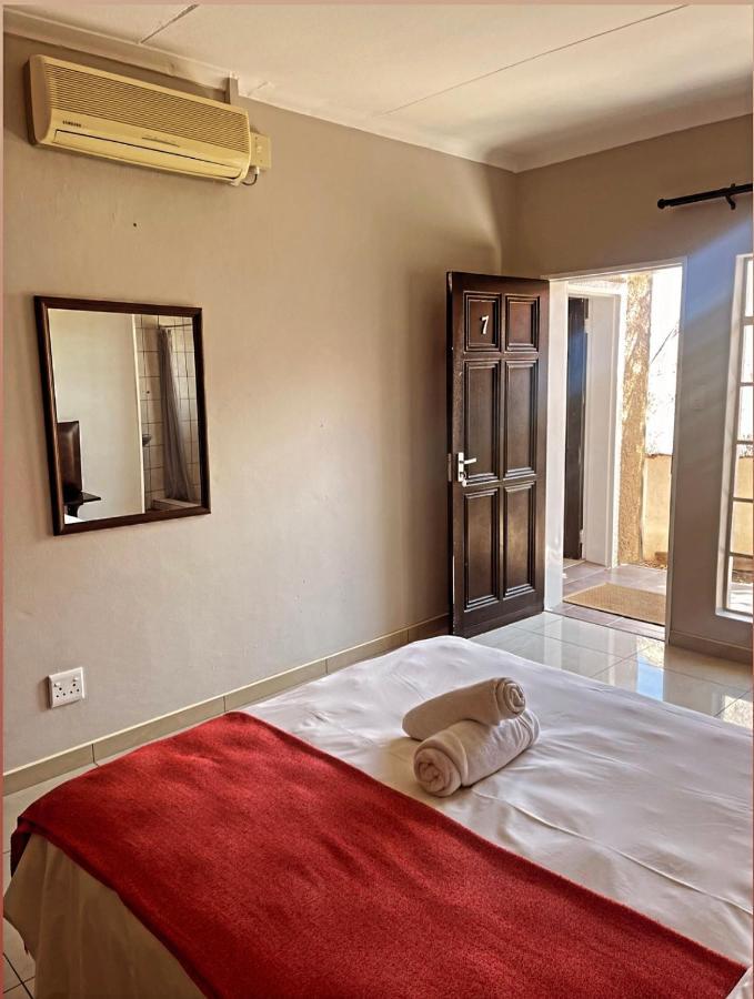 Ethithiya Boutique Guesthouse ويندهوك المظهر الخارجي الصورة