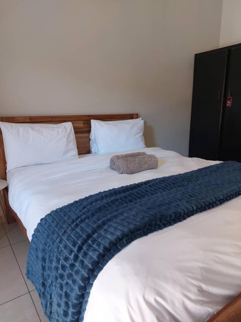 Ethithiya Boutique Guesthouse ويندهوك المظهر الخارجي الصورة